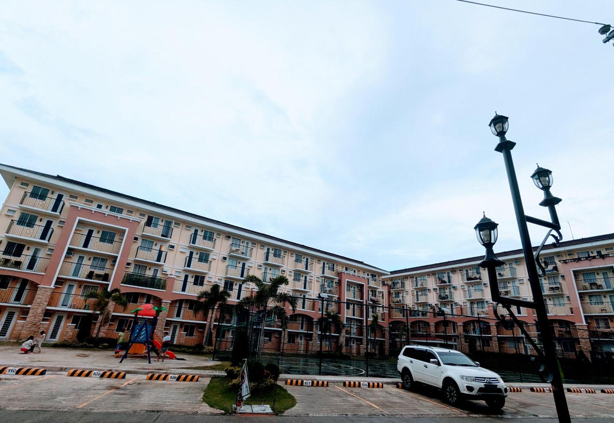 Reicondotel Arezzo Davao Davao City Buitenkant foto